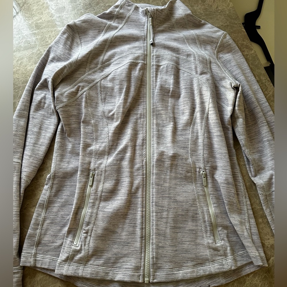 Lululemon Define Jacket *damaged*